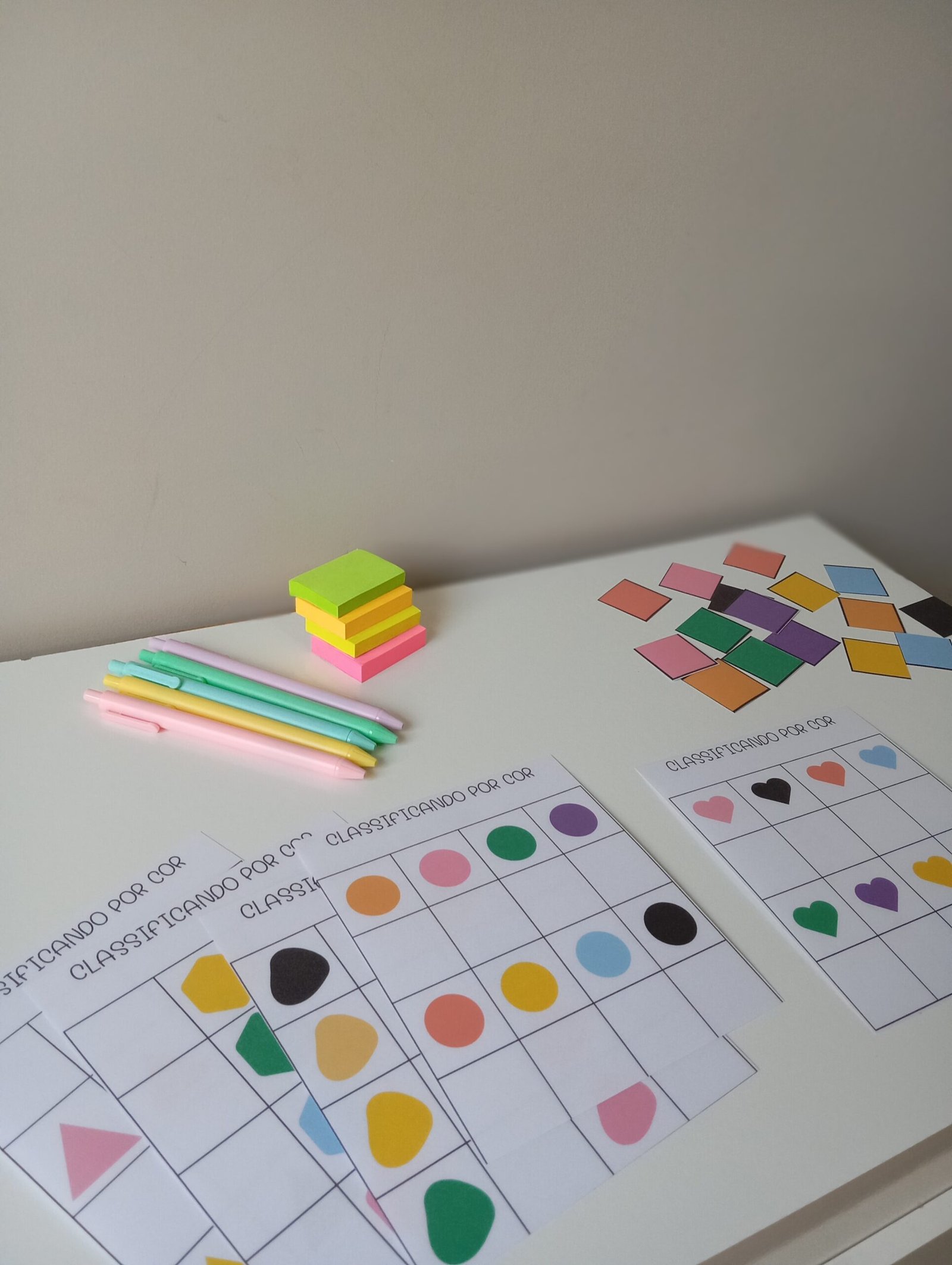 Atividade Pedagógica – Classificando por Cor | PDF Imprimível para Educação Infantil - Imagem 4